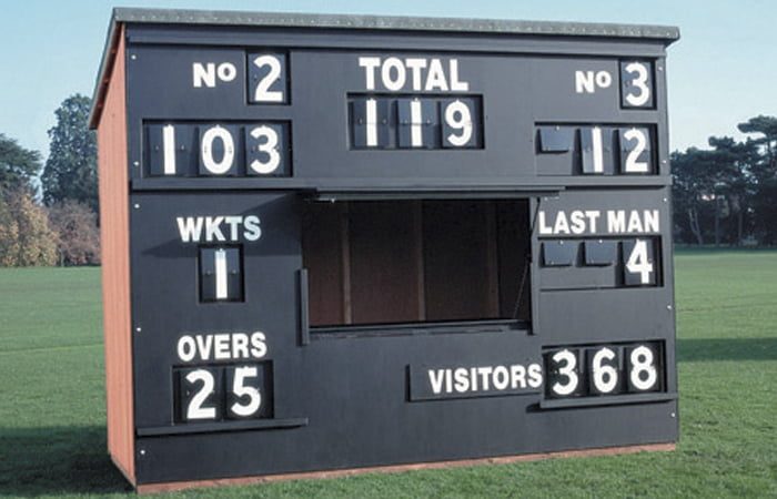 CR153.C.ES senior-extended-scorebox-cedar